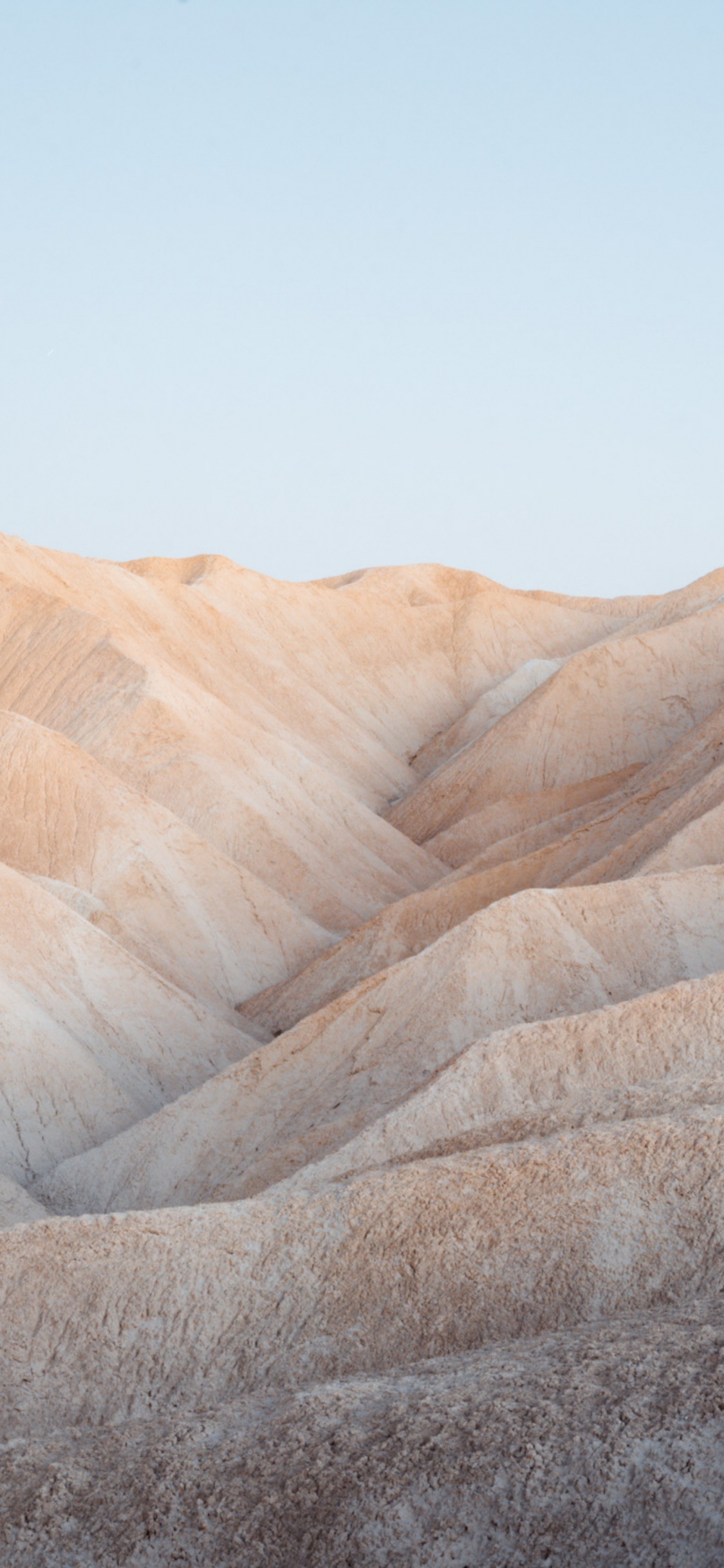 Обои Android 12, бесплодные земли, андроид, ios, склон в разрешении 1125x2436