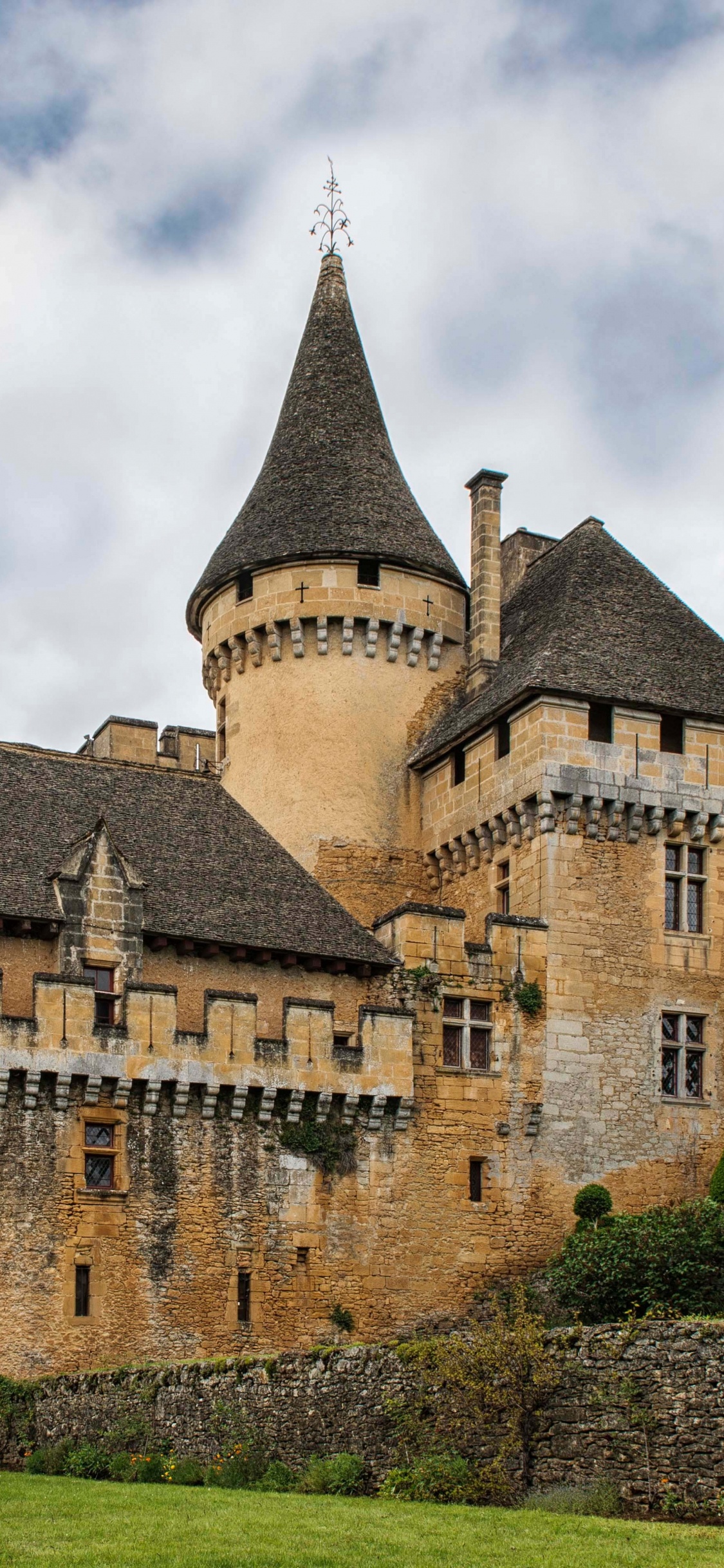 Обои замок, фортификация, средневековая архитектура, здание, величественный дом в разрешении 1125x2436