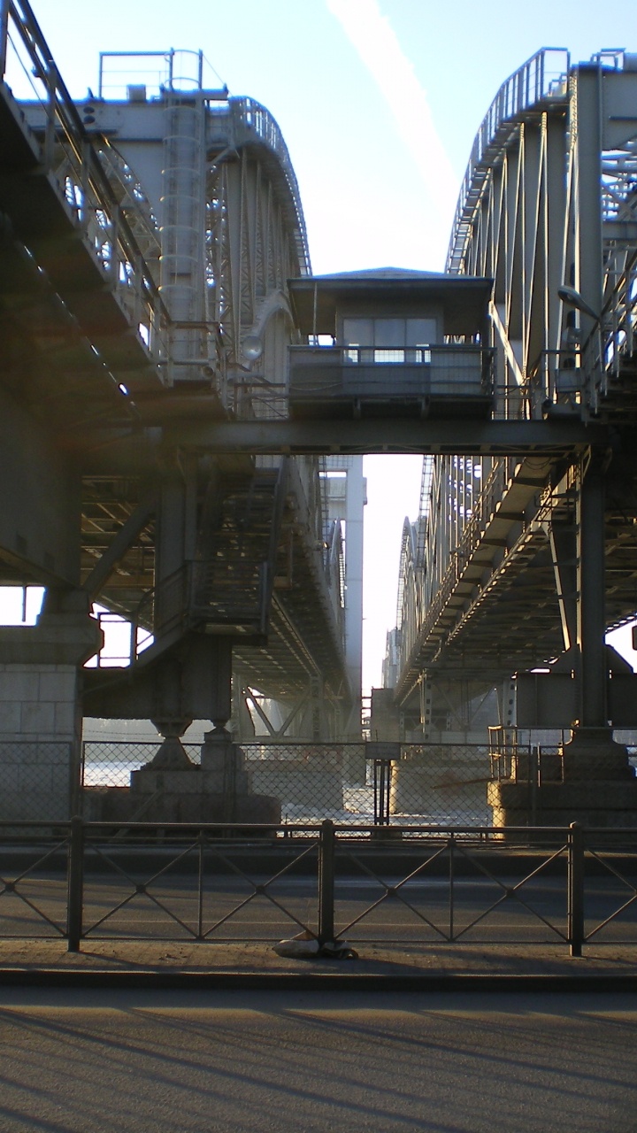 Обои Нева, мост, общественный транспорт, Гирдерский мост, разводной мост в разрешении 720x1280