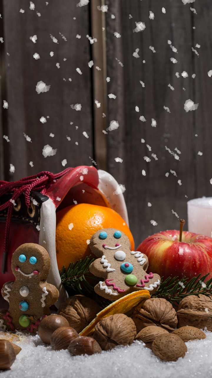 Обои Рождественский день, свеча, Новый год, рождественский орнамент, Рождество в разрешении 720x1280