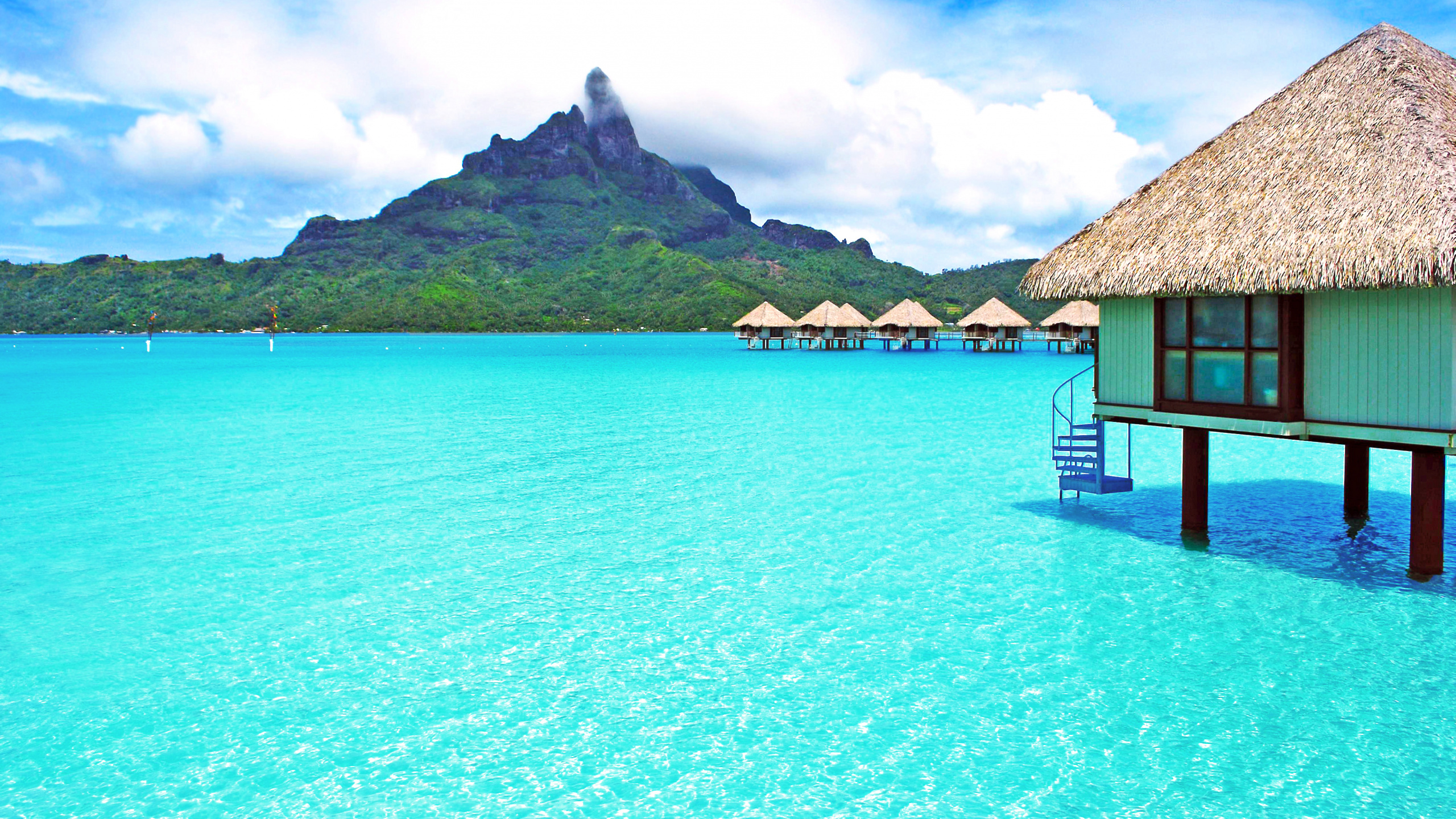 Обои Отеману, небо, прибрежные и океанические рельефы, прибежище, вилла в разрешении 2560x1440