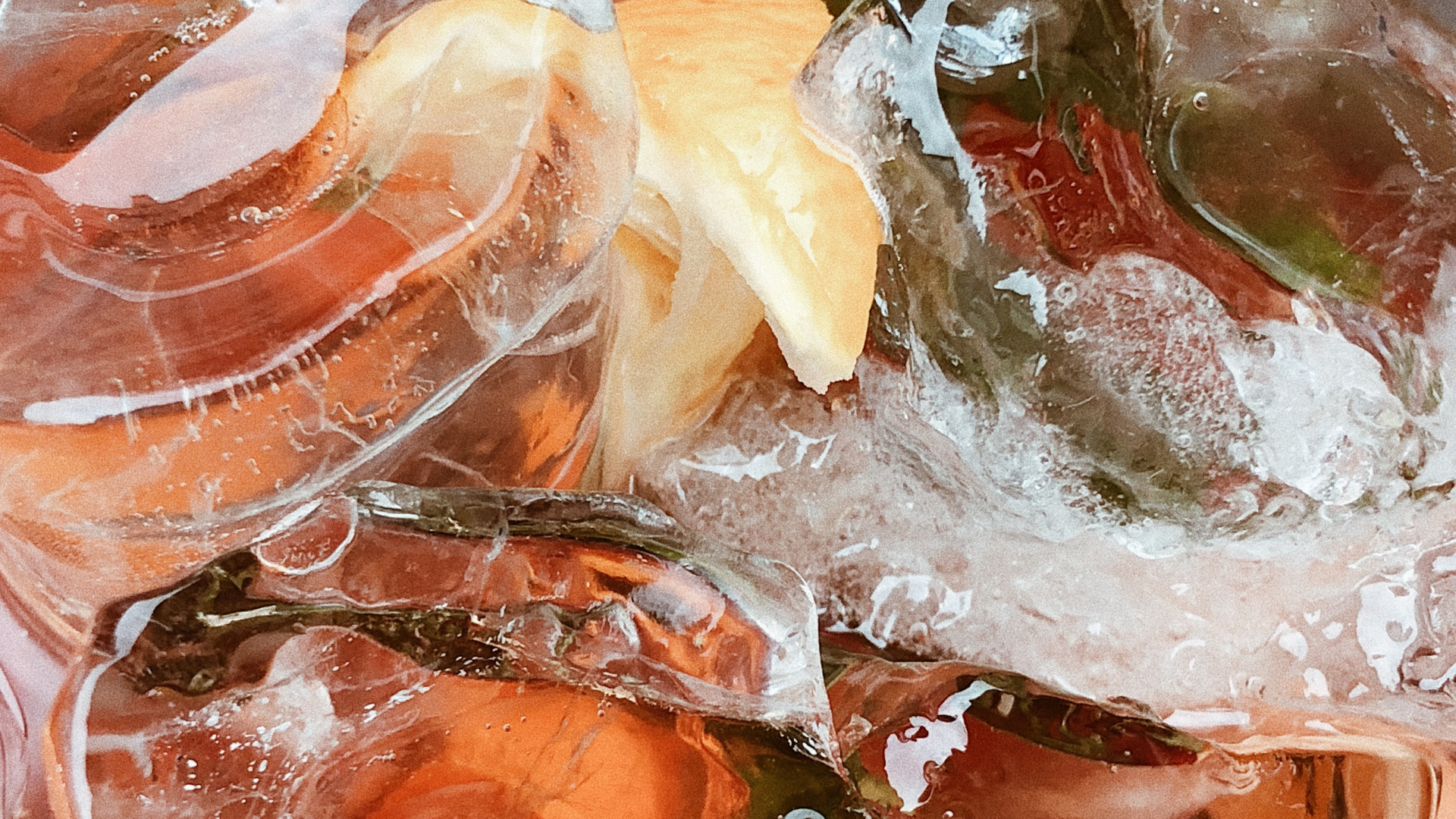 Обои блюда, жидкость, пища, кубик льда, ингредиент в разрешении 1920x1080