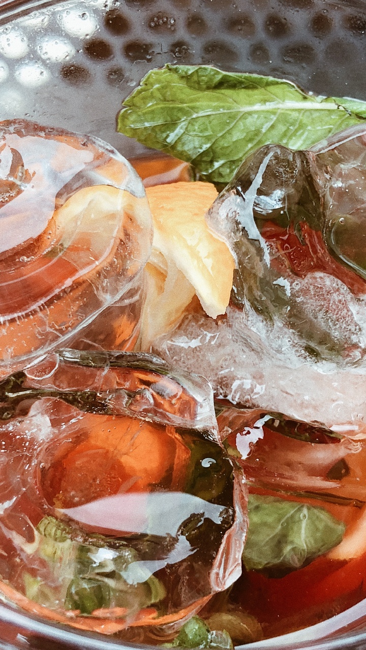 Обои блюда, жидкость, пища, кубик льда, ингредиент в разрешении 720x1280