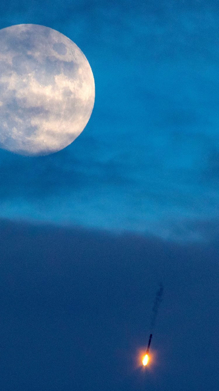 Обои SpaceX, Международная космическая станция, экипаж дракона демо-2, дракон 2, НАСА в разрешении 750x1334