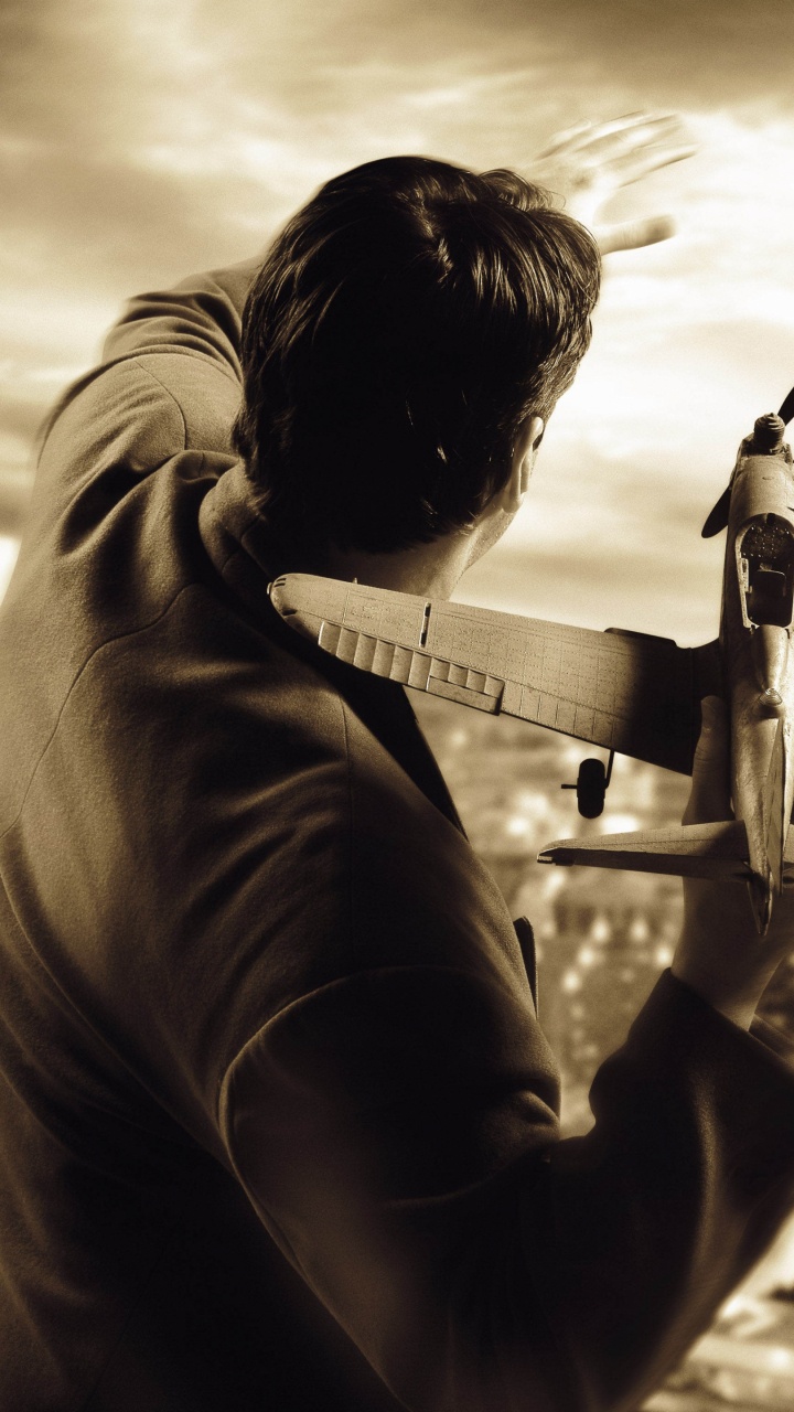 Обои солнечный свет, человеческое поведение, потолок, услуга, девушка в разрешении 720x1280