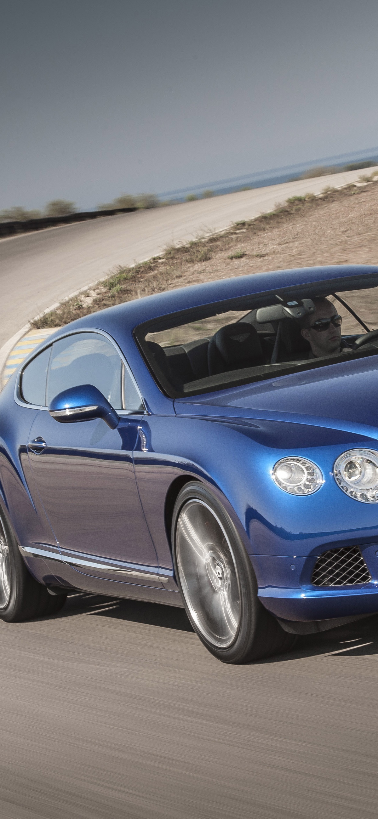 Обои 2012 Bentley континентальный gt, Бентли, Бентли Моторс Лимитед, авто, Бентли Континенталь ГТ скорость в разрешении 1242x2688