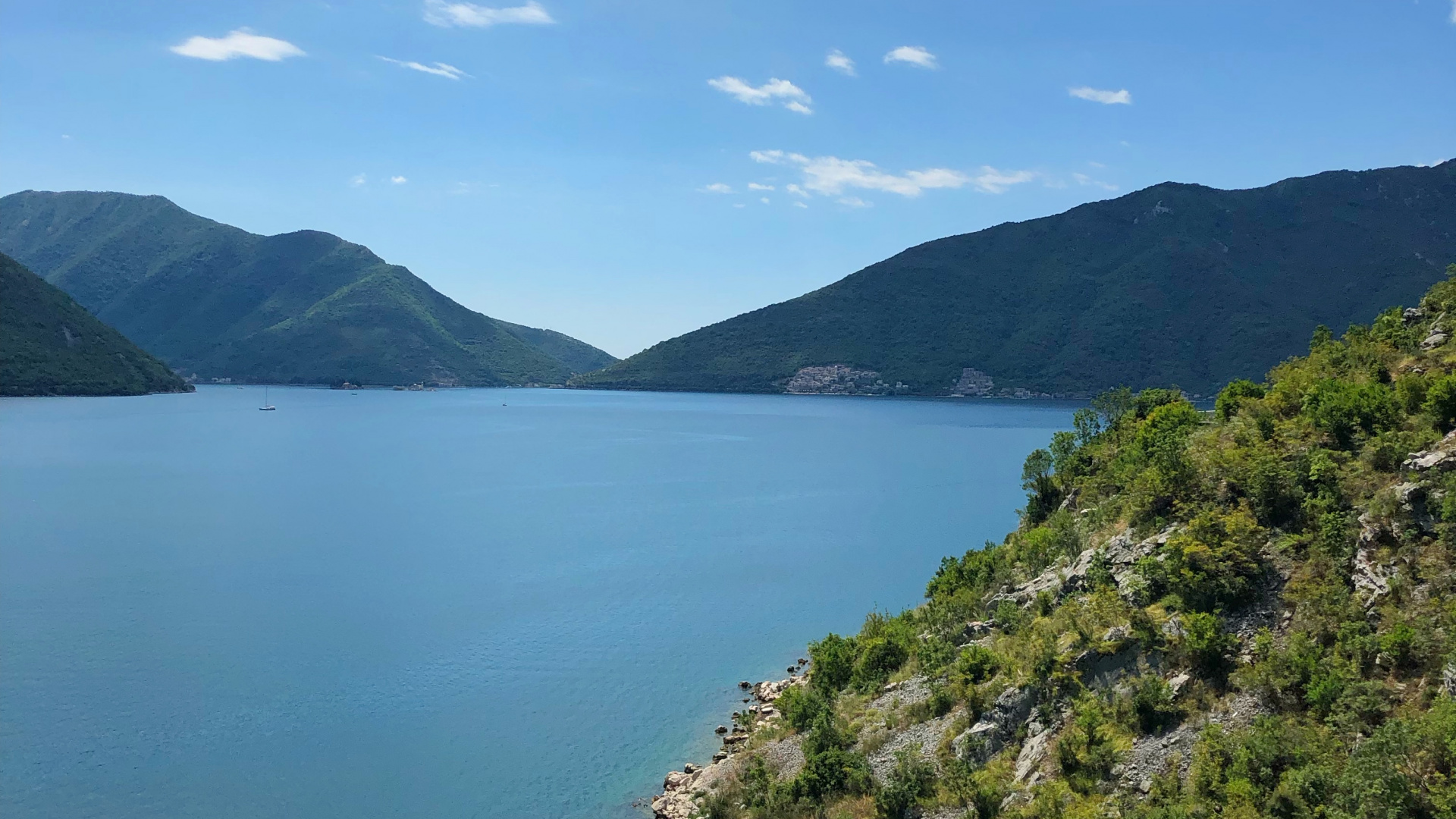 Обои водоем, природа, синий, горный рельеф, гидроресурсы в разрешении 1920x1080