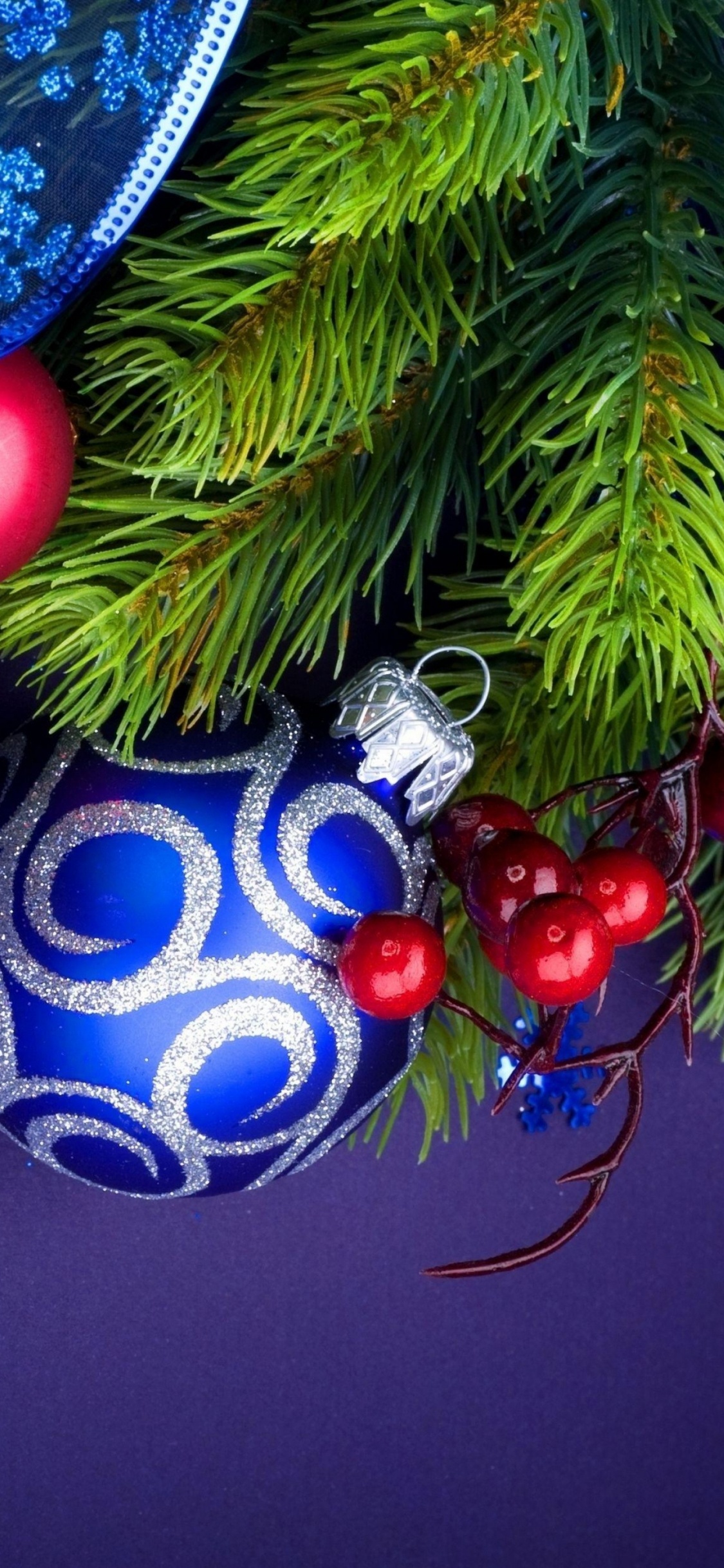 Обои Рождественские украшения, елка, пихта, Рождественская елка, событие в разрешении 1125x2436