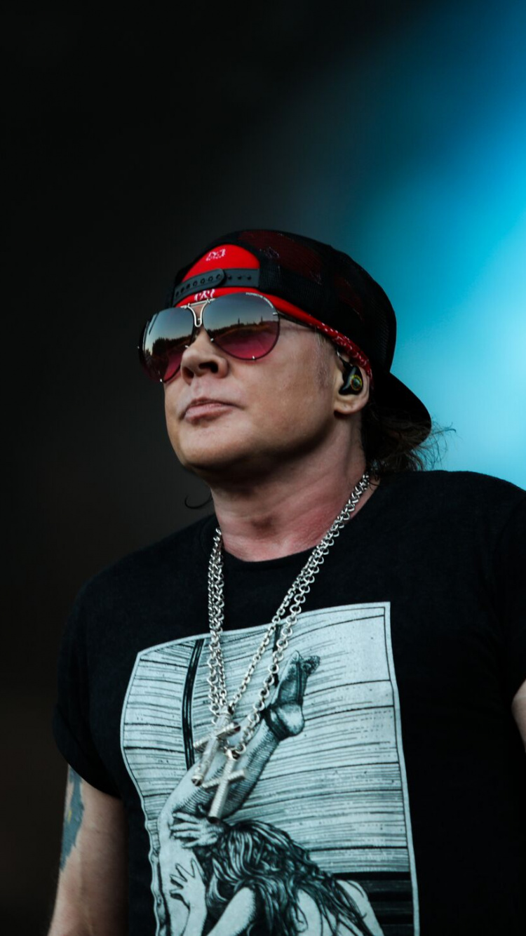 Обои музыкальный исполнитель, Guns N Roses, очки, музыка, Представление в разрешении 750x1334
