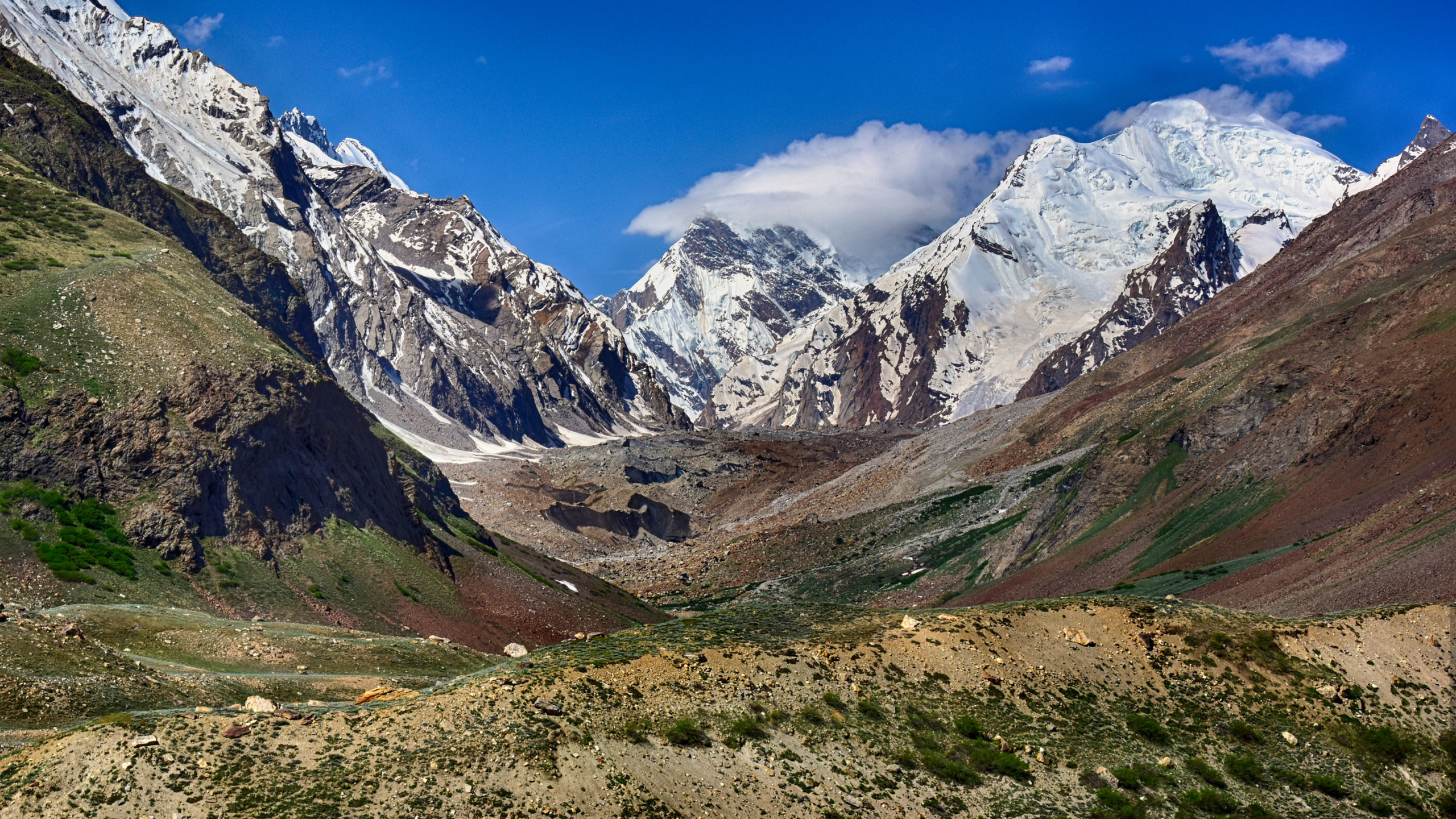 Обои Долина, Гималаи, Альпы, горный хребет, нагорье в разрешении 2560x1440