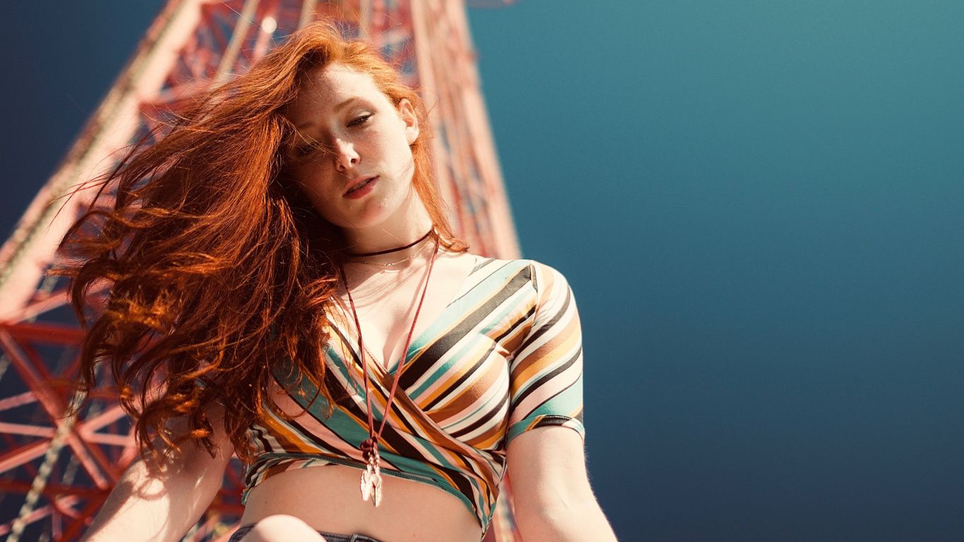 Обои лицо, кожа, голова, губа, глаз в разрешении 1366x768