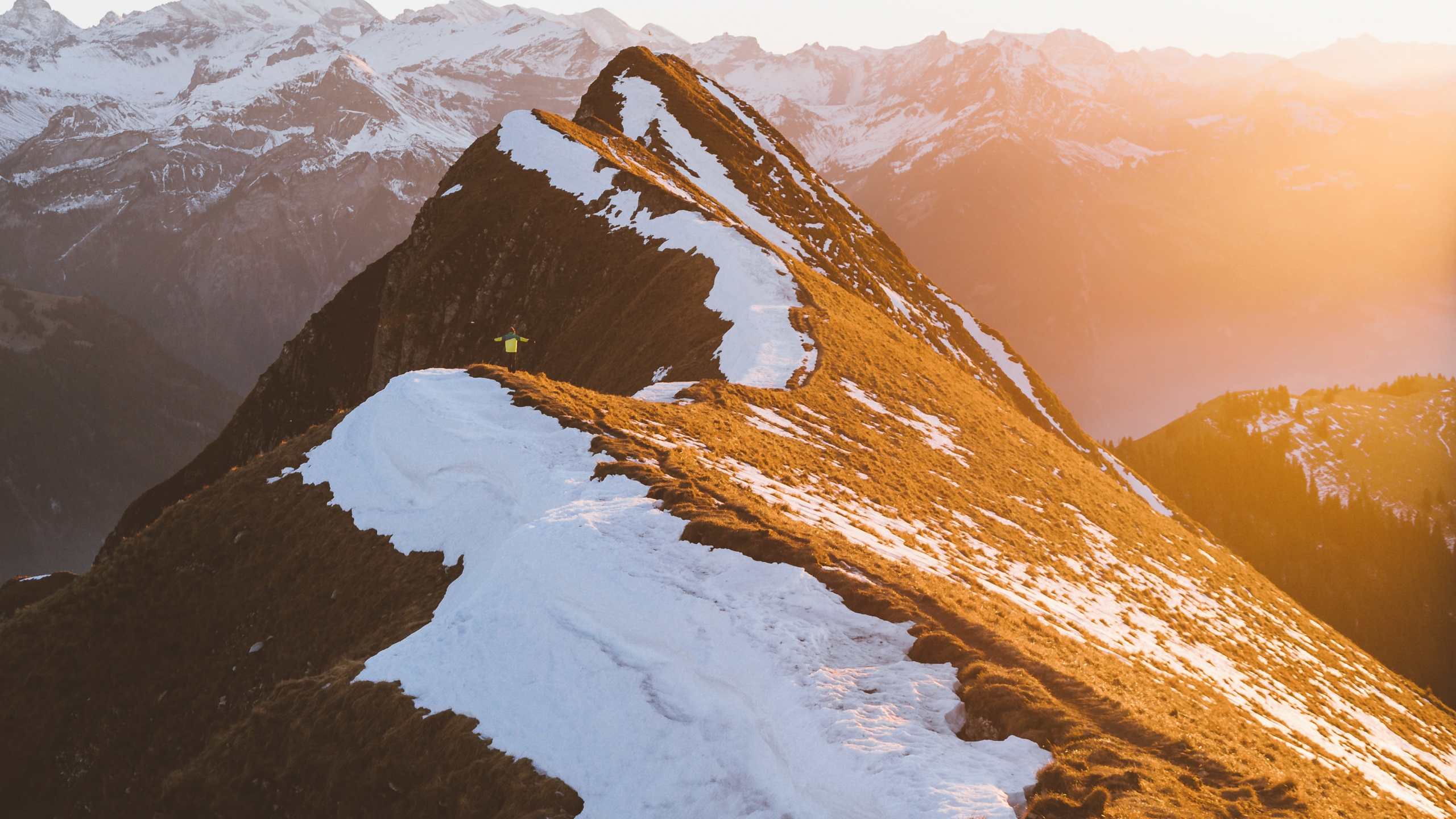 Обои утро, горный рельеф, солнечный свет, холм, божественная милость в разрешении 2560x1440