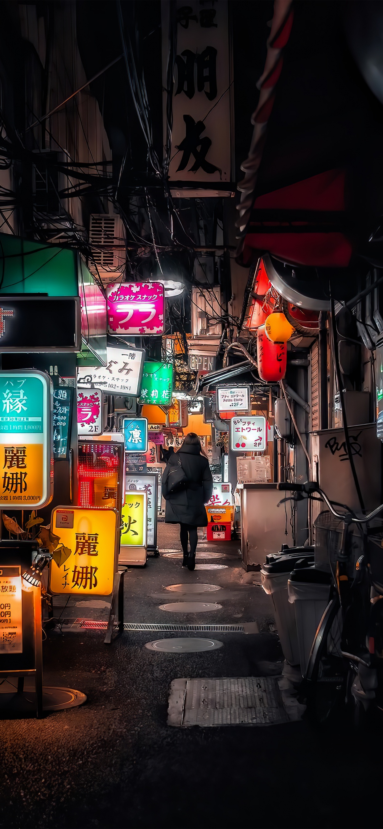 Обои ночь, улица, инфраструктура, автомобильное освещение, архитектура в разрешении 1242x2688