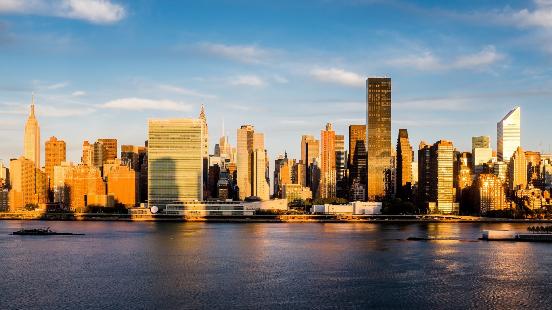 Обои линия горизонта, небоскреб, город, городской пейзаж, городской район в разрешении 1920x1080