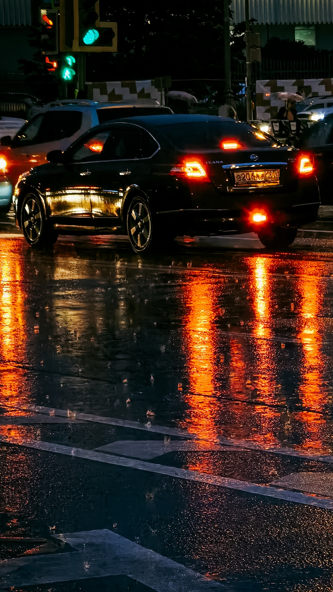 Обои отражение, легковые автомобили, шина, колесо, автомобильное освещение в разрешении 1080x1920