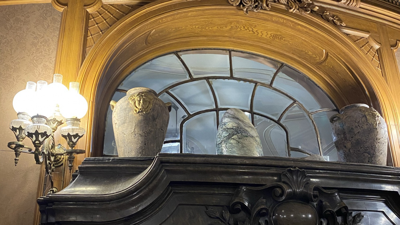 Обои арка, потолок, формование, металл, классическая архитектура в разрешении 1280x720