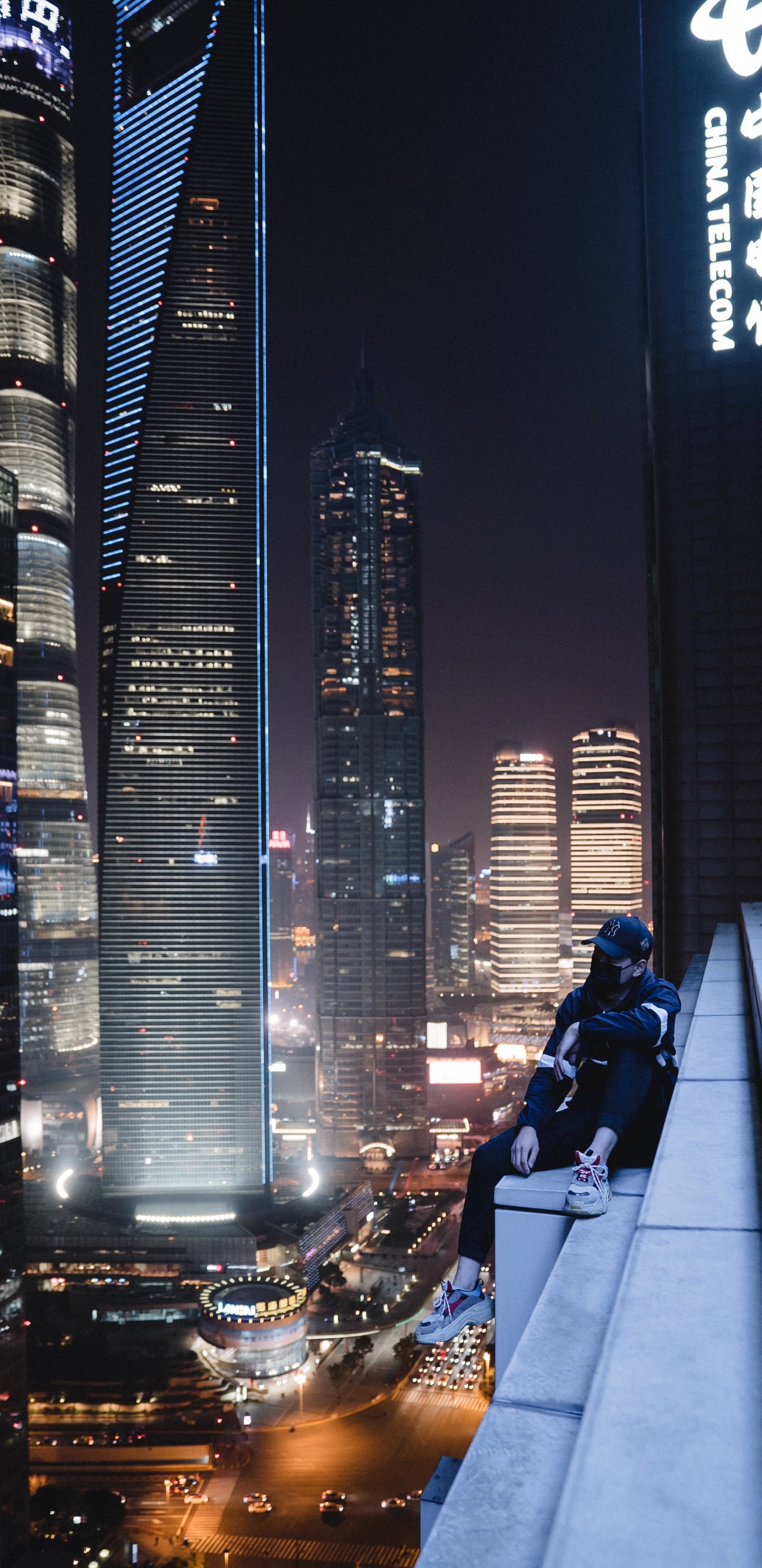 Обои Восточная жемчужина телевизионная башня, смартфон, электросвязь, сим блокировка, небоскреб в разрешении 1440x2960