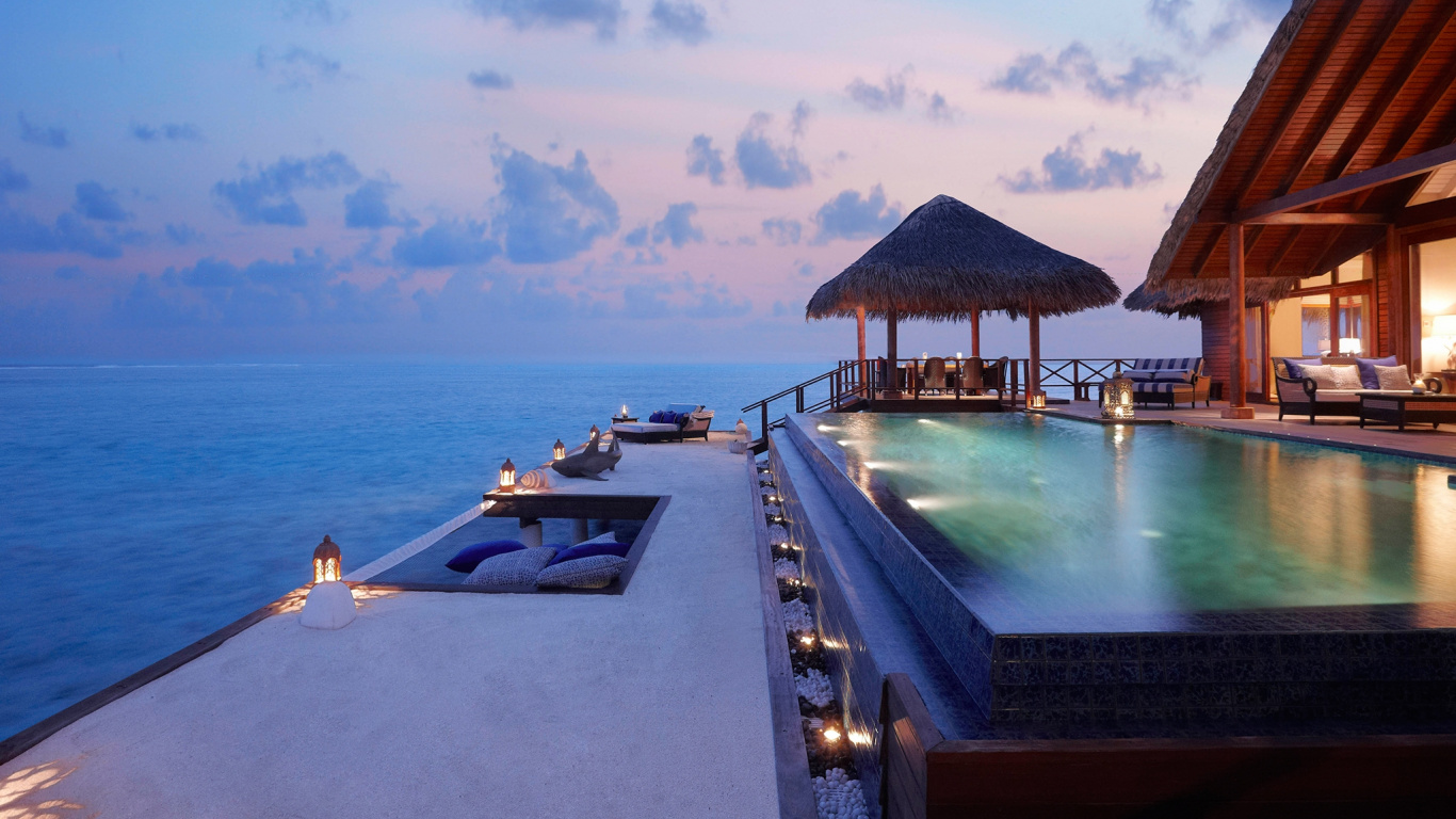 Обои прибежище, отпуск, бесконечный бассейн, плавательный бассейн, свойство в разрешении 1366x768