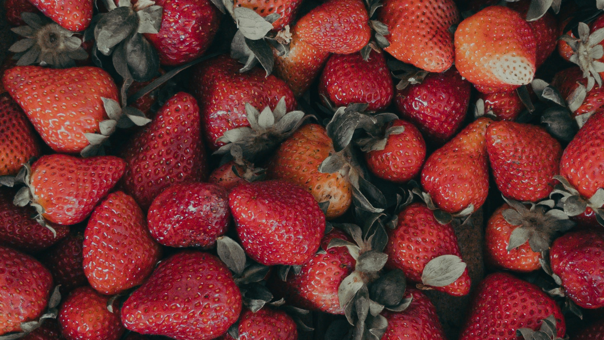 Обои пища, суперфуд, фрукты, клубника, природные продукты в разрешении 1920x1080