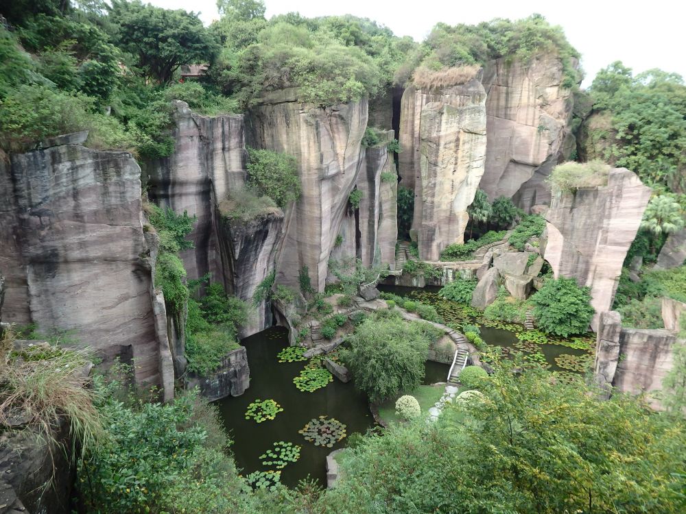 Обои природа, формирование, природный заповедник, откос, обнажение в разрешении 2560x1920