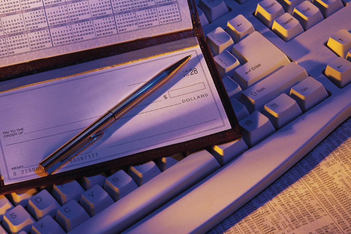 Обои пурпур, линия, угол, дневное освещение, синий в разрешении 3658x2438