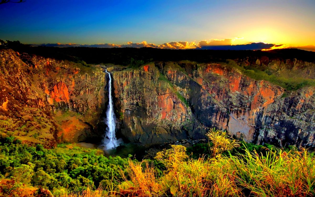 Обои Wallaman Падает, водопад, национальный парк, природа, растительность в разрешении 2560x1600