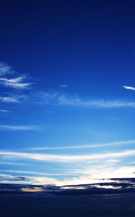 Обои ios, синий, облако, дневное время, горизонт в разрешении 1200x1920