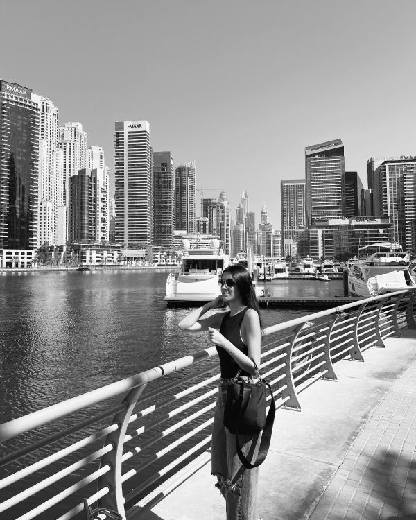 Обои городской район, башня, метрополия, город, городской пейзаж в разрешении 3024x3779