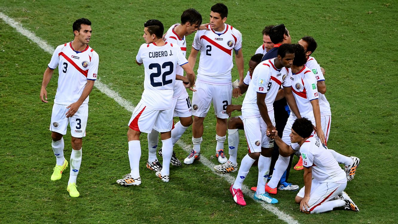 Обои команда, игрок, занятие спортом, командный вид спорта, спортивные объекты в разрешении 3840x2160