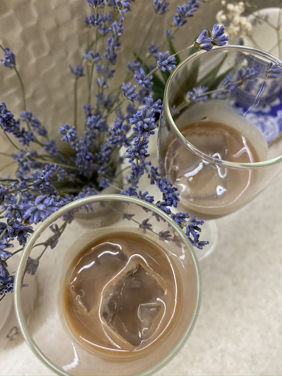 Обои чашка, serveware, жидкий, напиток, лаванда в разрешении 1536x2048
