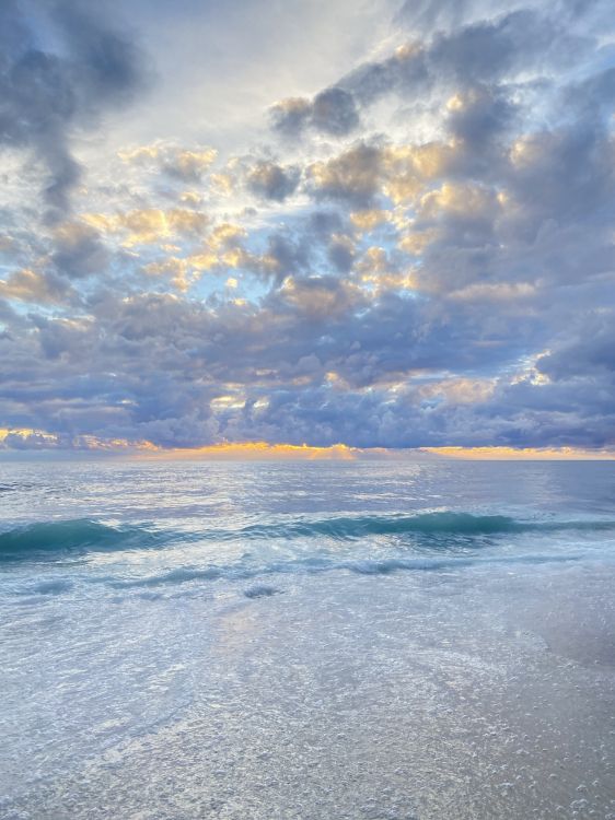 Обои море, облако, вода, жидкость, природный ландшафт в разрешении 1536x2048