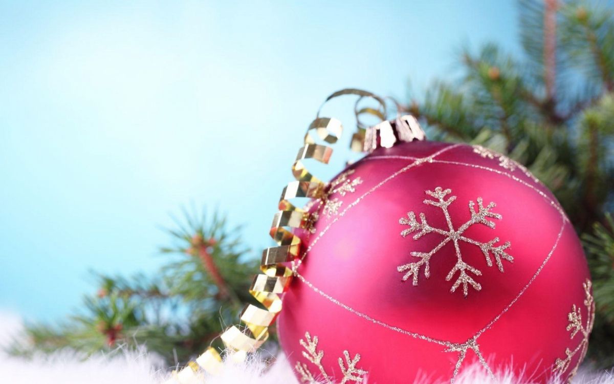 Обои Рождественские украшения, Рождество, елка, мишура в разрешении 1920x1200