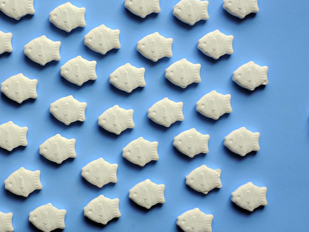 Обои материал, рыбки, идея в разрешении 2048x1536