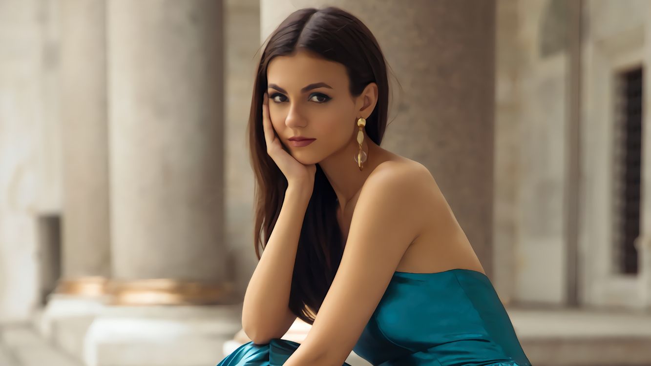 Обои Victoria Justice Modeliste Magazine в разрешении 5120x2880