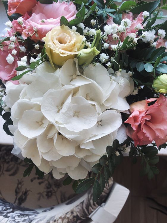 Обои цветочный букет, цветочный дизайн, лепесток, цветок, розовый в разрешении 3024x4032