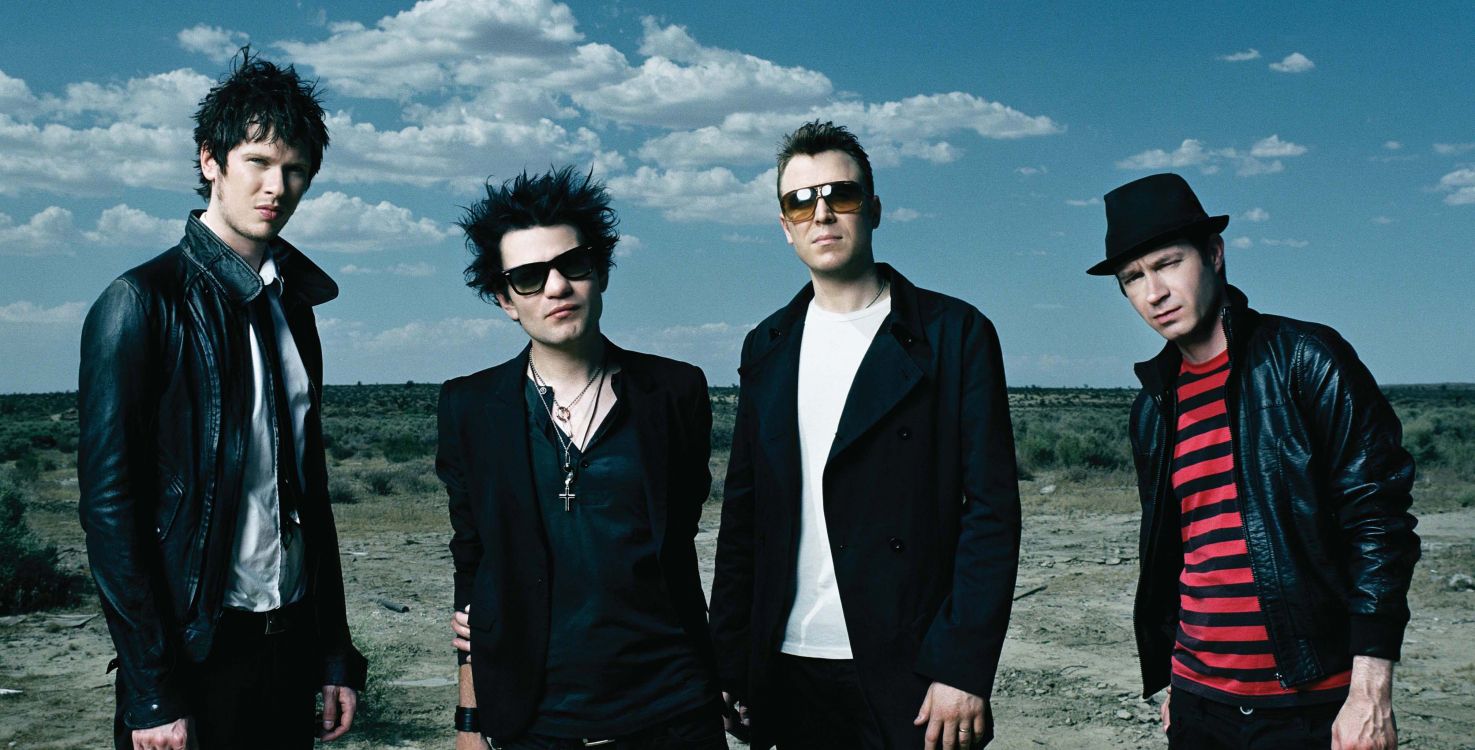 Обои Сумма 41, панк-рок, поп-панк, музыкальный ансамбль, социальная группа в разрешении 4032x2050