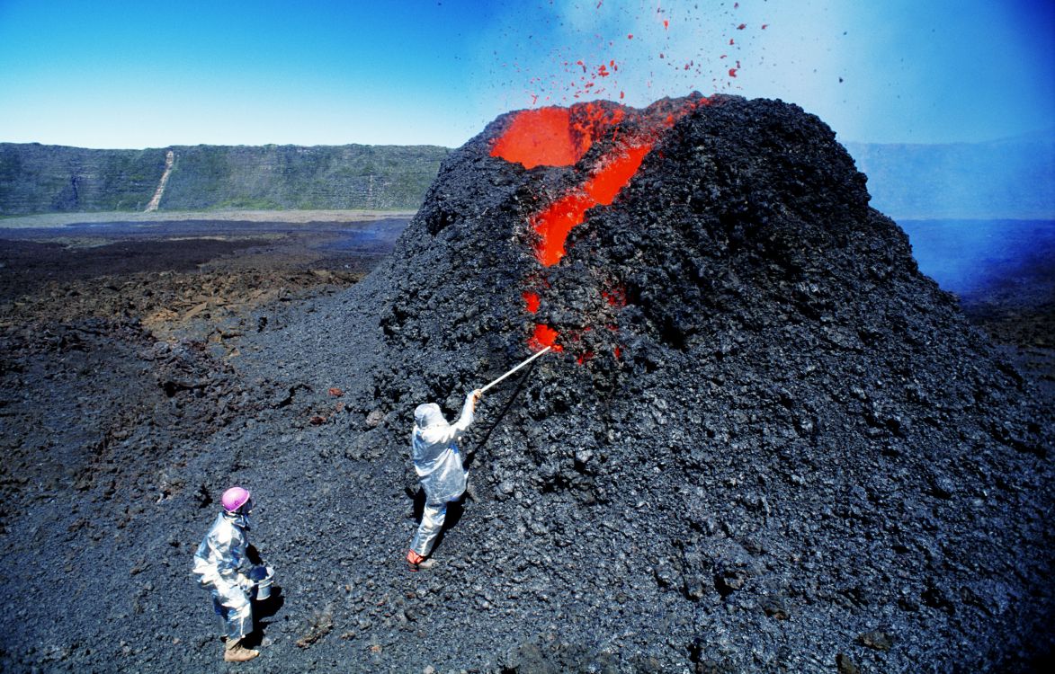 Обои лава, вулкан, геология, рок, лавовые равнины в разрешении 3042x1944