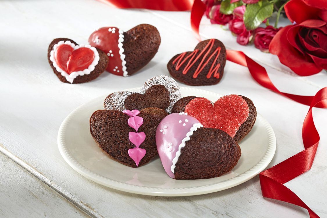 Обои шоколадный торт, День Святого Валентина, шоколад, пища, сердце в разрешении 5616x3744