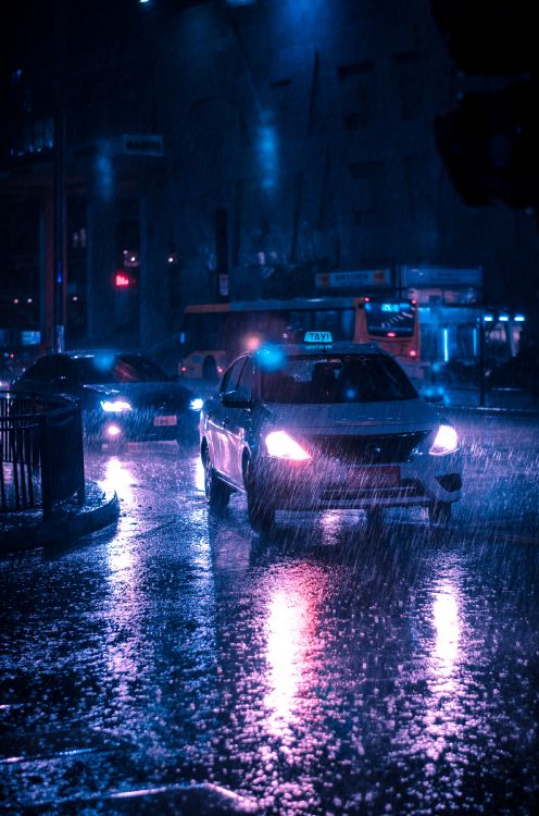 Обои авто, дождь, ночь, свет, автомобиль среднего размера в разрешении 3183x4805