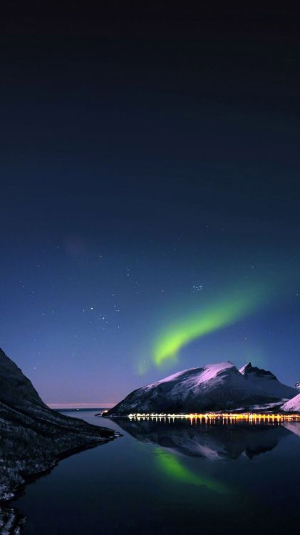 Обои ios, яблоко, вода, атмосфера, гора в разрешении 1080x1920