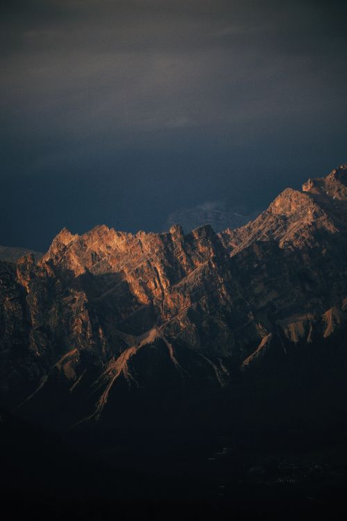 Обои атмосфера, гора, облако, послесвечение, склон в разрешении 4160x6240