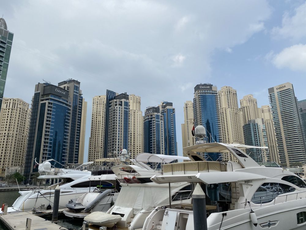 Обои башня, метрополия, город, городской пейзаж, небоскреб в разрешении 2048x1536