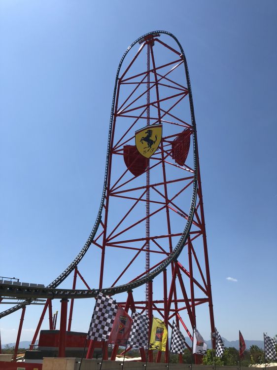 Обои горки, колесо обозрения, инфраструктура, досуг, общественное место в разрешении 1536x2048