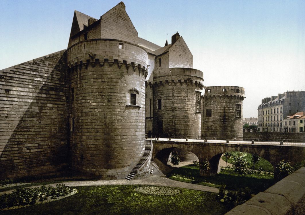 Обои замок, фортификация, средневековая архитектура, здание, ров в разрешении 3499x2468