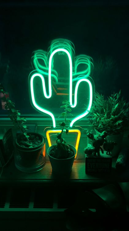 Обои неоновое освещение, растение, Визуальный эффект освещения, автомобильное освещение, электронные табло в разрешении 1080x1920