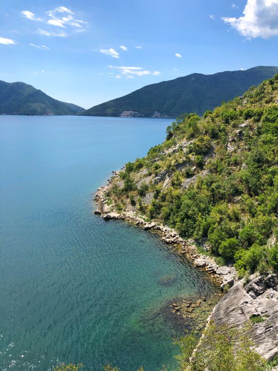 Обои водоем, природа, горный рельеф, природный ландшафт, гидроресурсы в разрешении 3024x4032