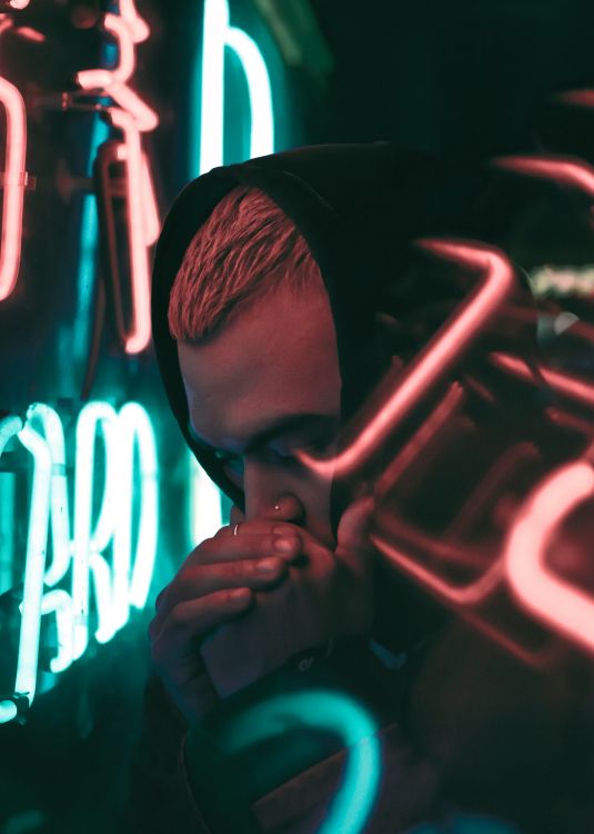 Обои Представление, музыка, музыкальный исполнитель, попса, рот в разрешении 4000x5600