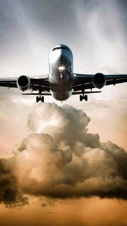 Обои самолеты, посадка самолета, самолет, полет, реактивный самолет в разрешении 1080x1920