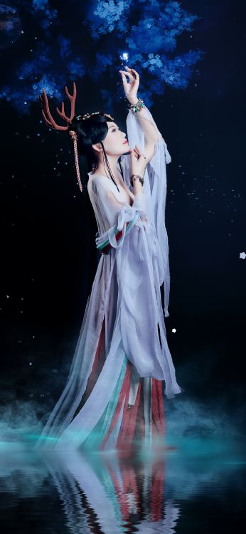 Обои вода, Croquis, синий, человеческое тело, Люди в природе в разрешении 1080x2340