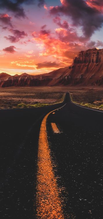 Обои облако, растение, экорегион, гора, природный ландшафт в разрешении 1421x3000